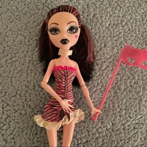 Monster High Draculaura doll.